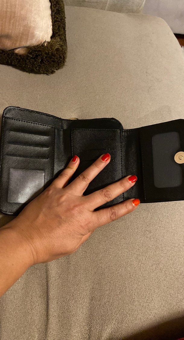 Kadın Siyah Parlak Deri Cüzdan - Görsel 3