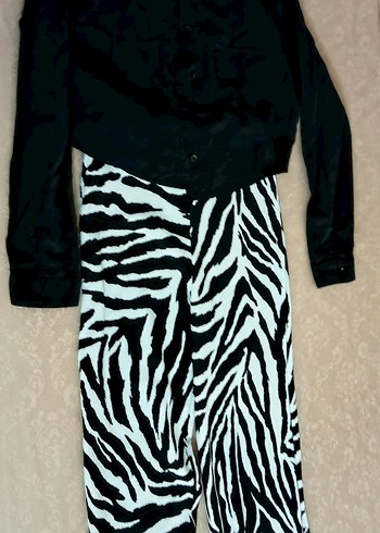 Siyah Zebra Desenli pant takim