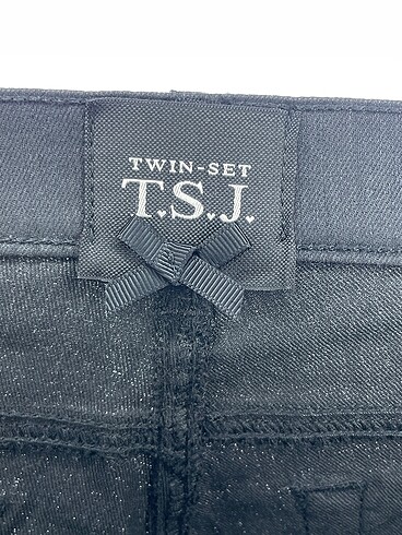 29 Beden siyah Renk Twin-Set Jean / Kot %70 İndirimli.