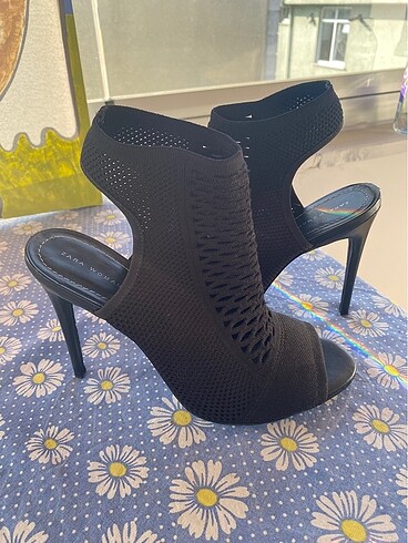 Zara topuklu ayakkabı