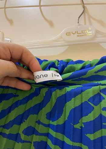 Mavi Piliseli Uzun Kadın Etek - Görsel 2