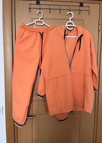 Somon rengi eşofman takımı - Görsel 4