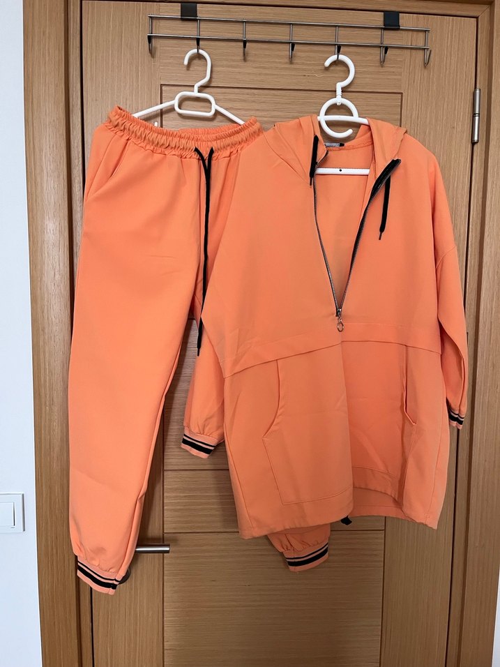 Somon rengi eşofman takımı - Görsel 4