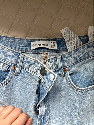 40 Beden Stradivarius d98 jean