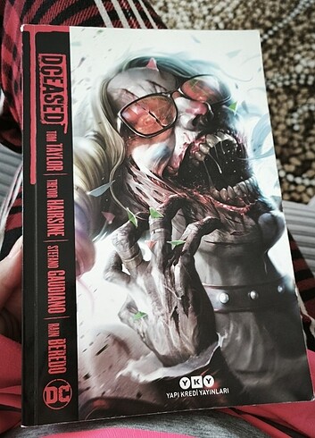 Dceased YKY yayınları çizgi roman 