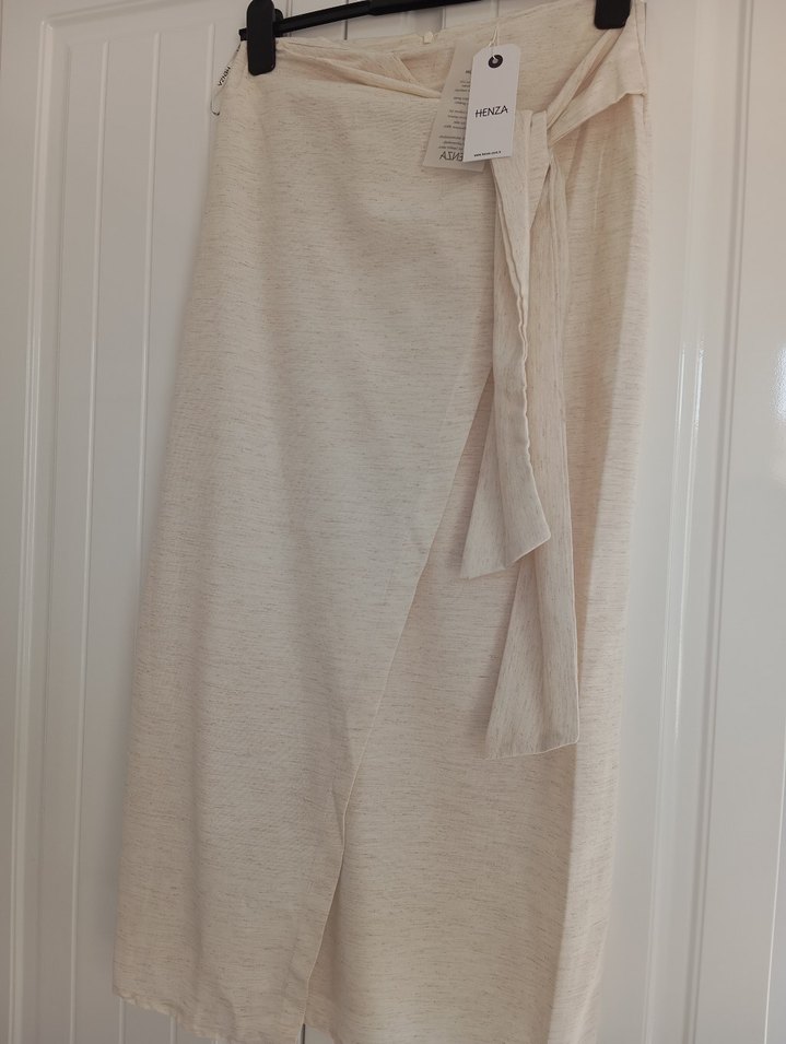 Bej önden baglamalı etek - Görsel 4