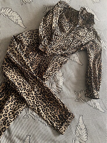 s Beden Likralı leopar tulum