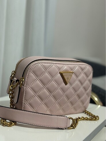 Guess çanta