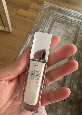  Beden Dior likit aydınlatıcı