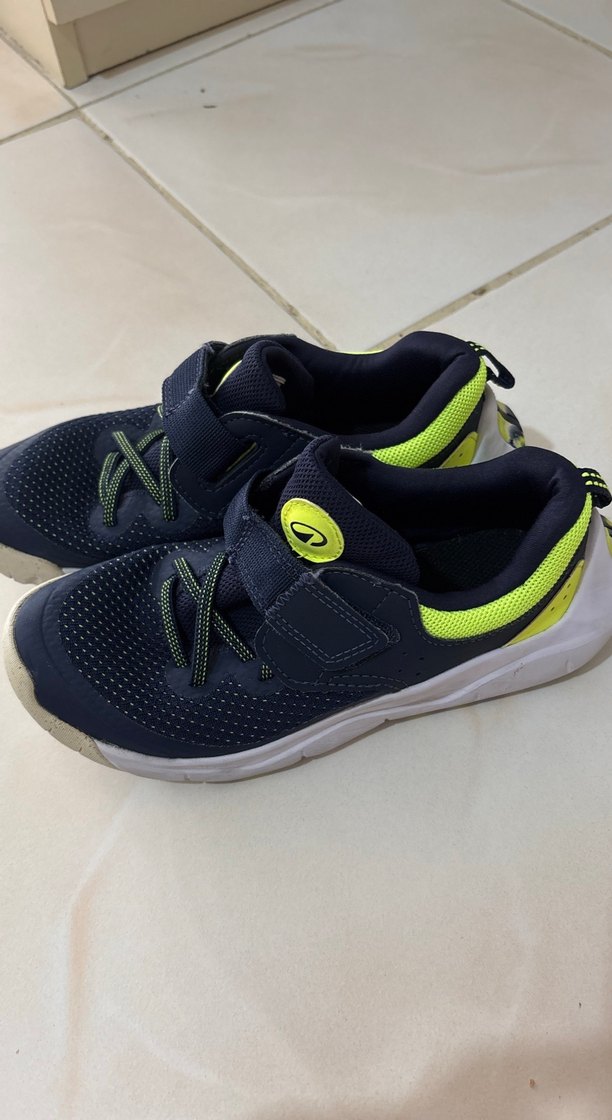 Erkek Çocuk Mavi Cırtlı Spor Ayakkabı - Görsel 2