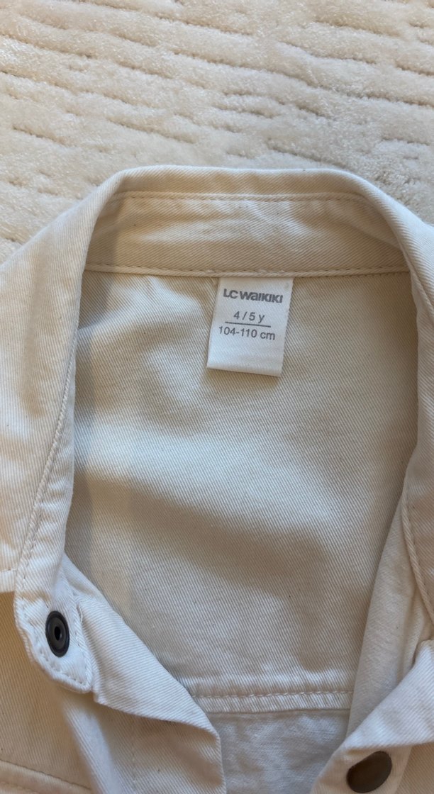 Düğmeli bej Gömlek - Görsel 3