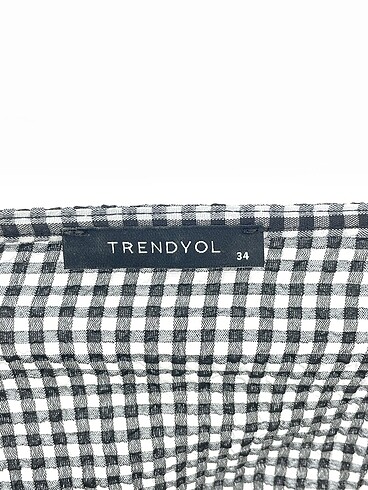 34 Beden siyah Renk Trendyol & Milla Kısa Elbise %70 İndirimli.