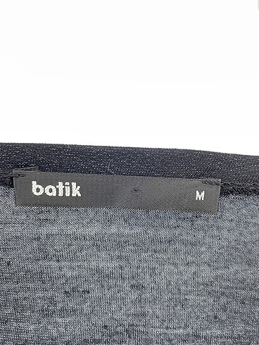 m Beden siyah Renk Batik Bluz %70 İndirimli.