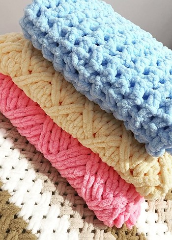 PUFFY Pastel Renkli Örgü Çocuk Battaniyesi
