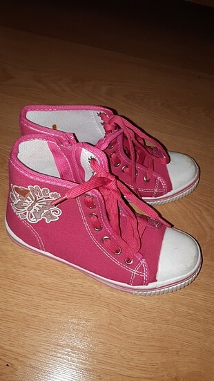 Çocuk converse