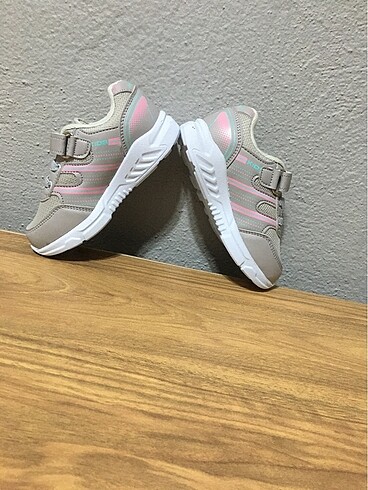 25 Beden çeşitli Renk Erkek çocuk spor ayakkabısı