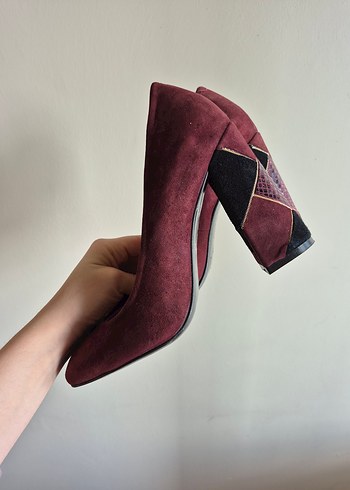 Bordo Süet Tokalı Kadın Topuklu Ayakkabı - Görsel 2