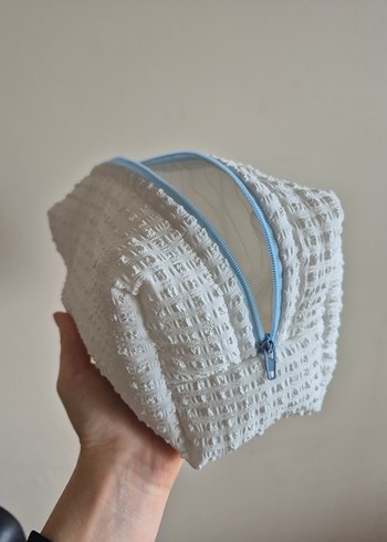 Beyaz Fermuarlı Kadın Makyaj Çantası - Görsel 3