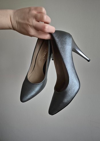 Klasik Topuklu Silver Ayakkabı - Görsel 3