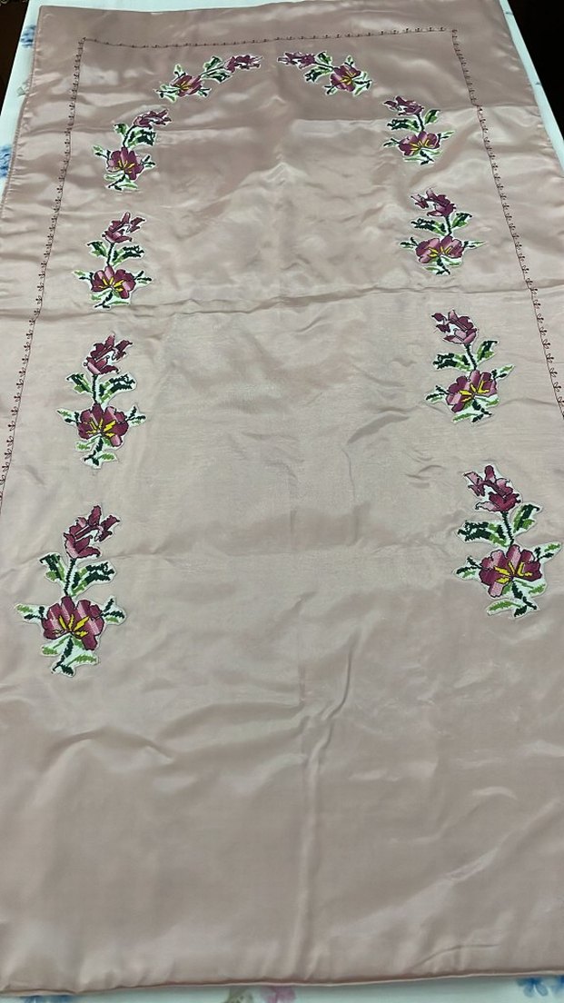 Çeyizlik Pembe Nakışlı Seccade - Görsel 2