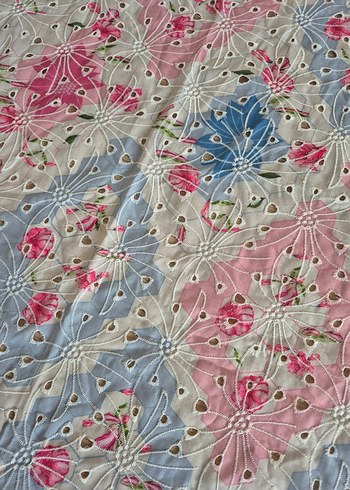 Renkli Çiçekli Fisto Kumaş - Görsel 3