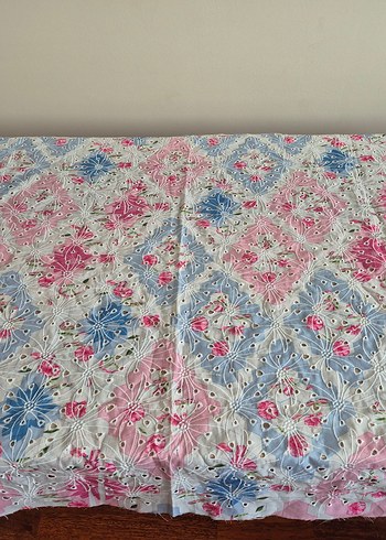 Renkli Çiçekli Fisto Kumaş - Görsel 2