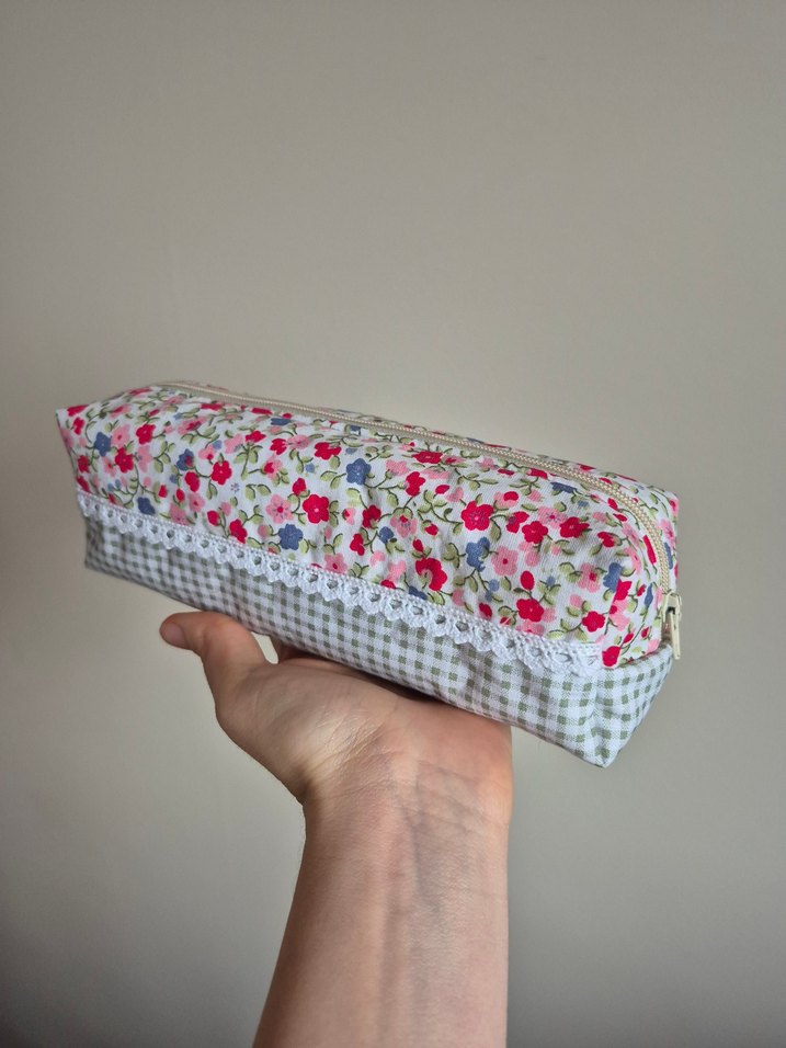 Çiçek Desenli Pamuklu Makyaj Çantası - Görsel 2
