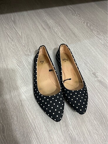 H&M Babet