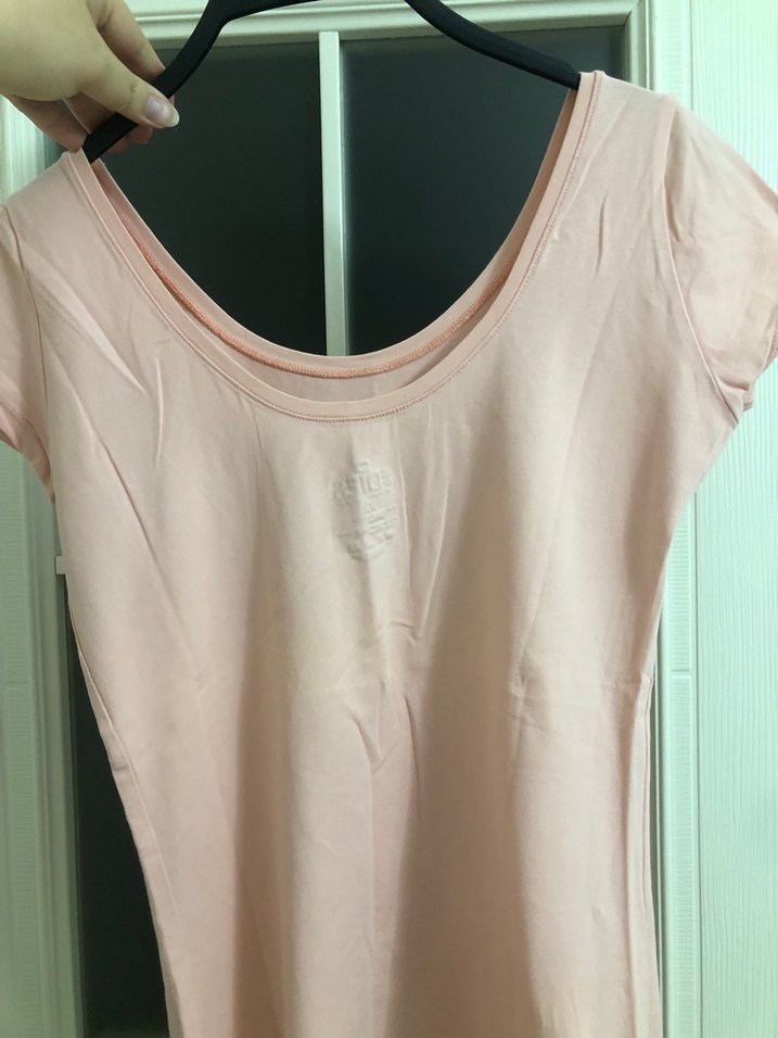 Somon renk basic vücuda saran tişört - Görsel 4