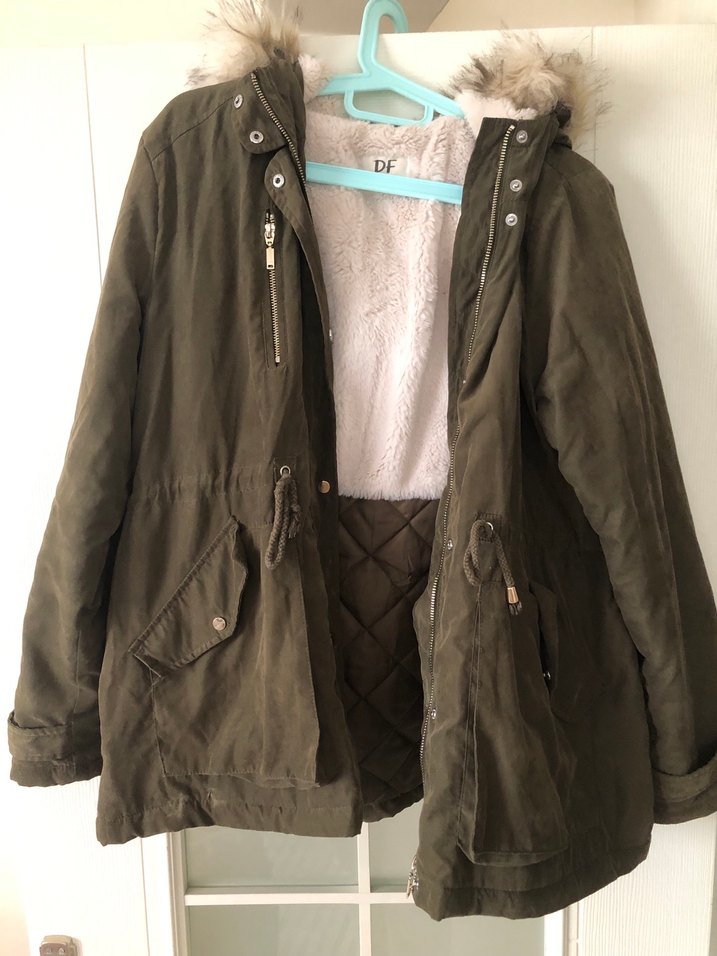 Haki  Süet Düğmeli Kadın Mont - Görsel 3