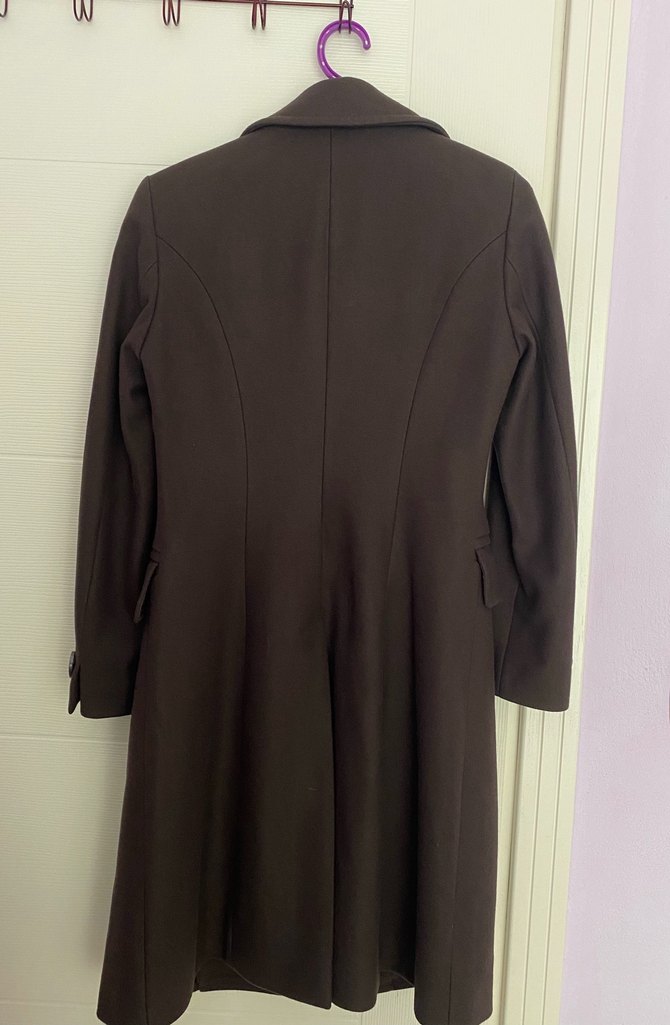 Kahverengi Düğmeli Uzun Kaban - Görsel 2