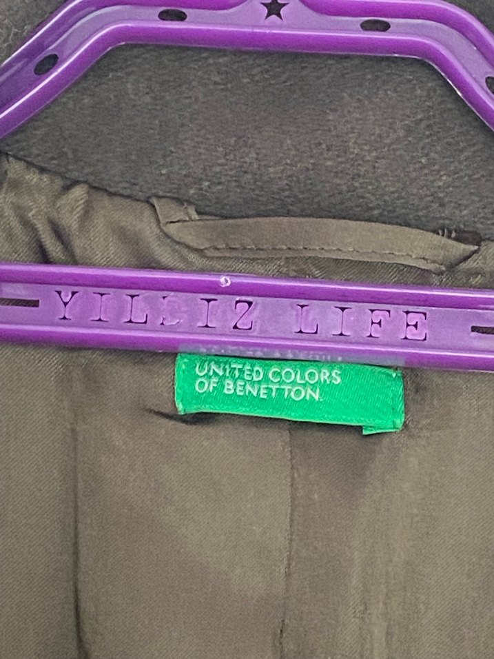 Kahverengi Düğmeli Uzun Kaban - Görsel 3