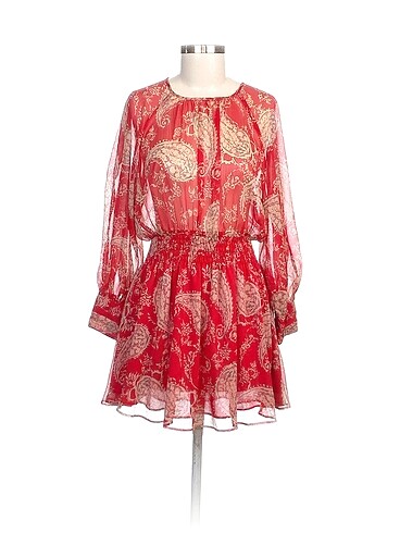 Zara Kısa Elbise %70 İndirimli.