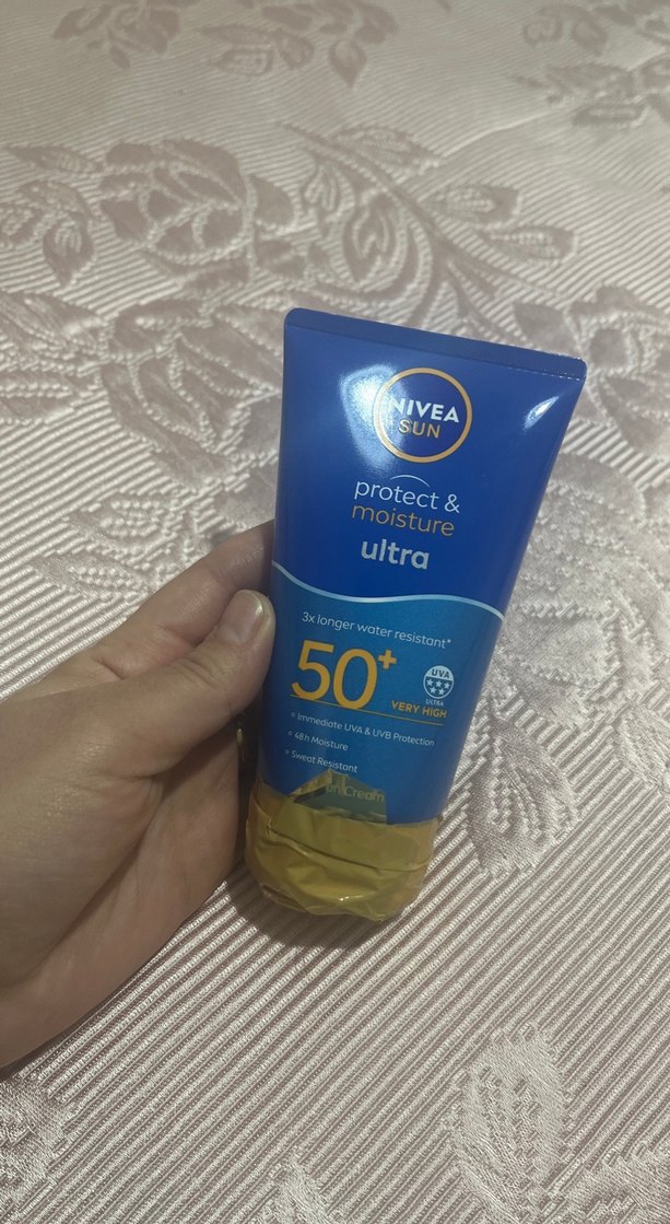 NIVEA Güneş Koruyucu SPF 50+ Ultra Nemlendirici - Görsel 2
