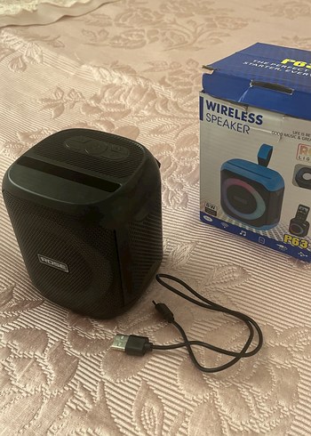 Siyah Rose Bluetooth Hoparlör - Görsel 4