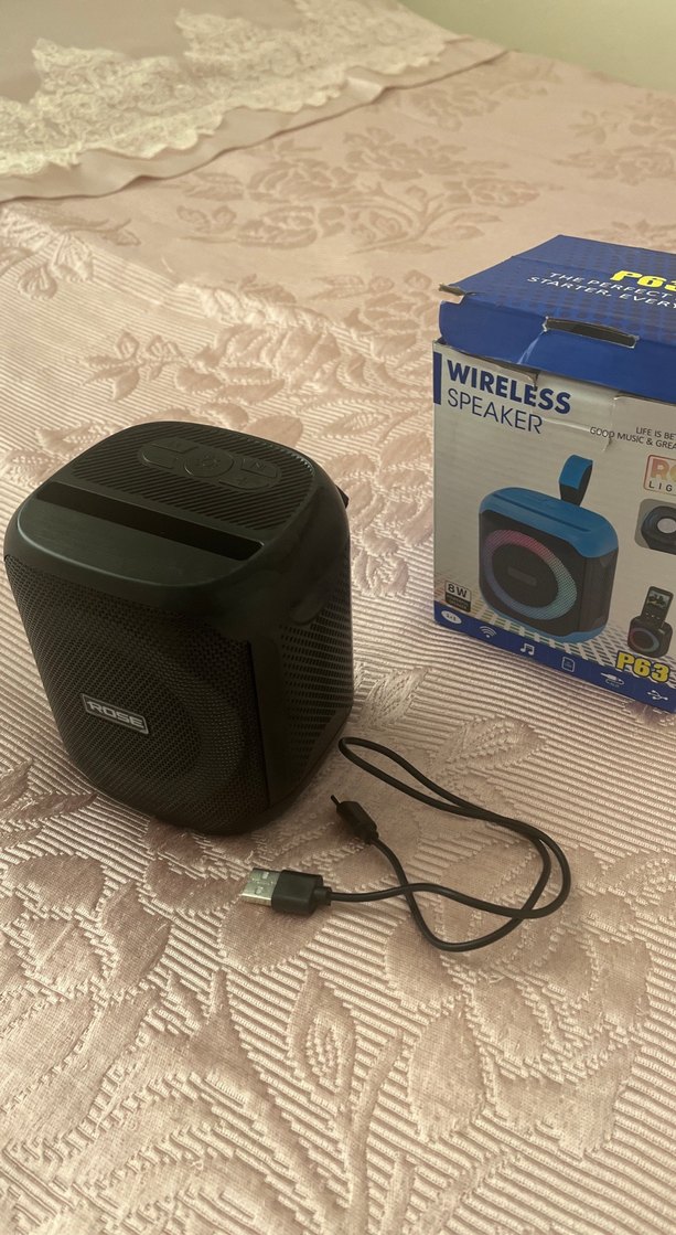 Siyah Rose Bluetooth Hoparlör - Görsel 4