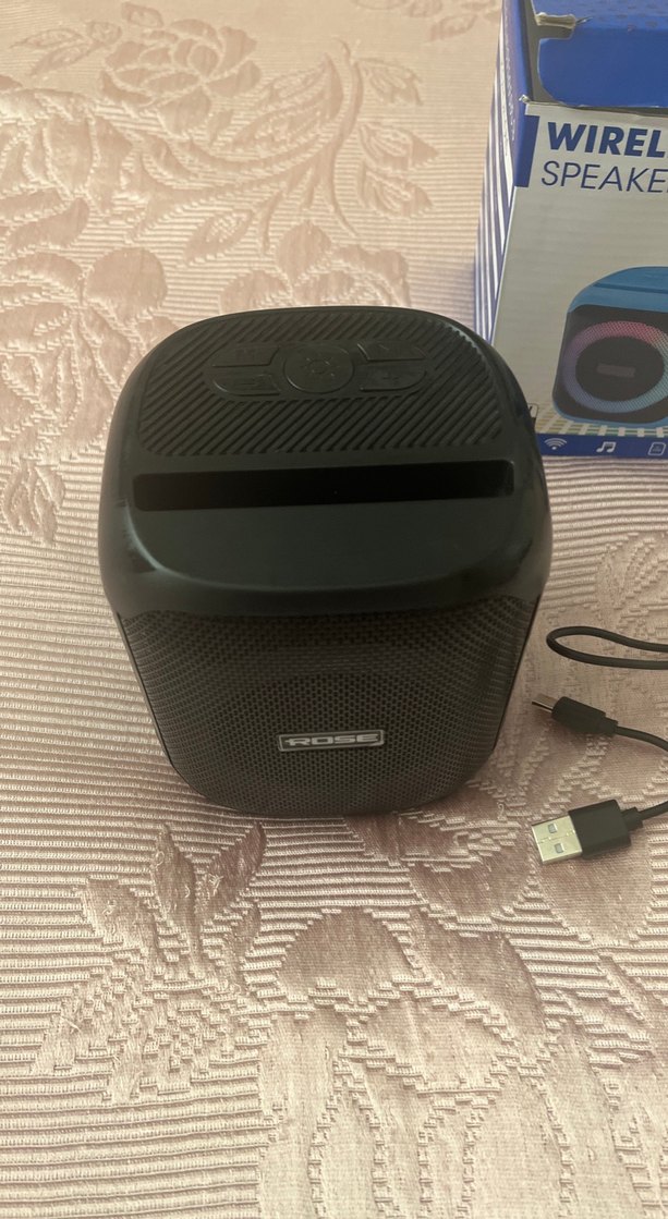 Siyah Rose Bluetooth Hoparlör - Görsel 2