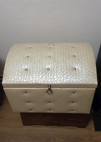 Parlak beyaz makyaj kutusu - Görsel 6