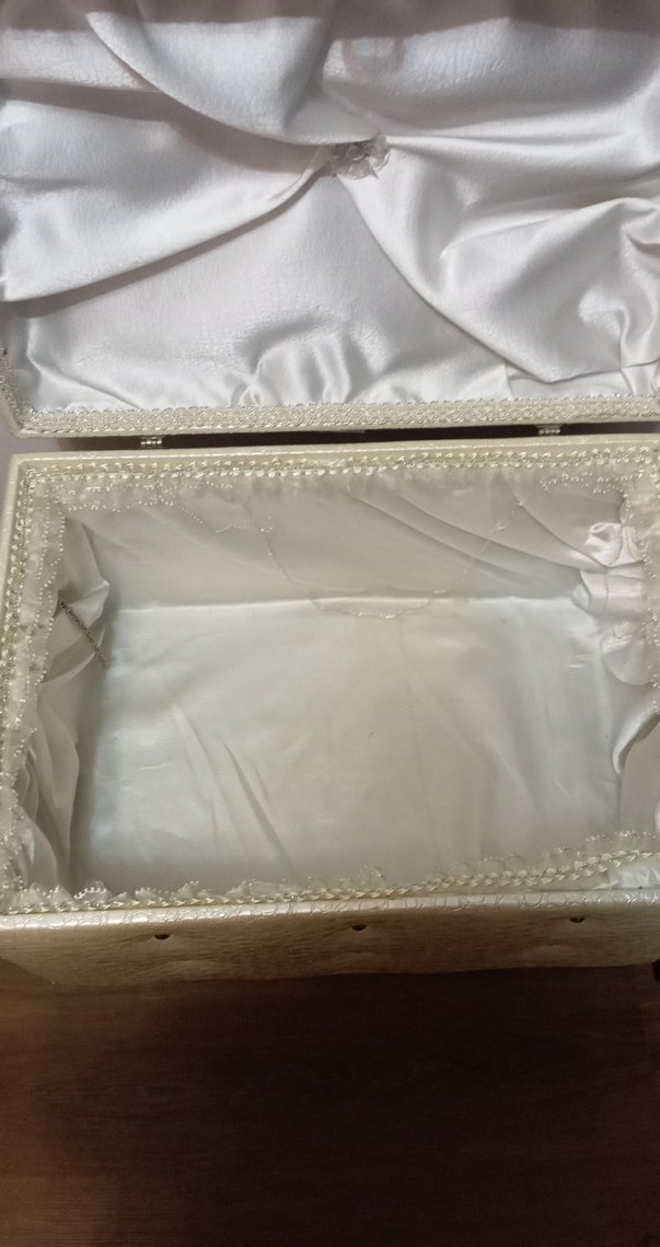 Parlak beyaz makyaj kutusu - Görsel 3