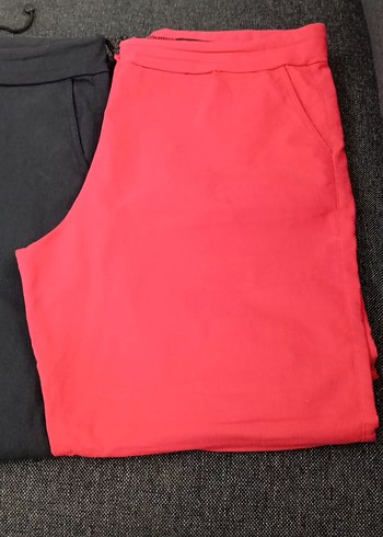 Kadın Kırmızı Mini Dar Kesim Kumaş Pantolon - Görsel 3