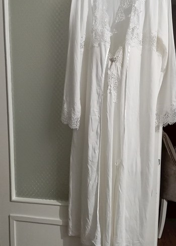 Beyaz V Yakalı gecelik set halinde - Görsel 11