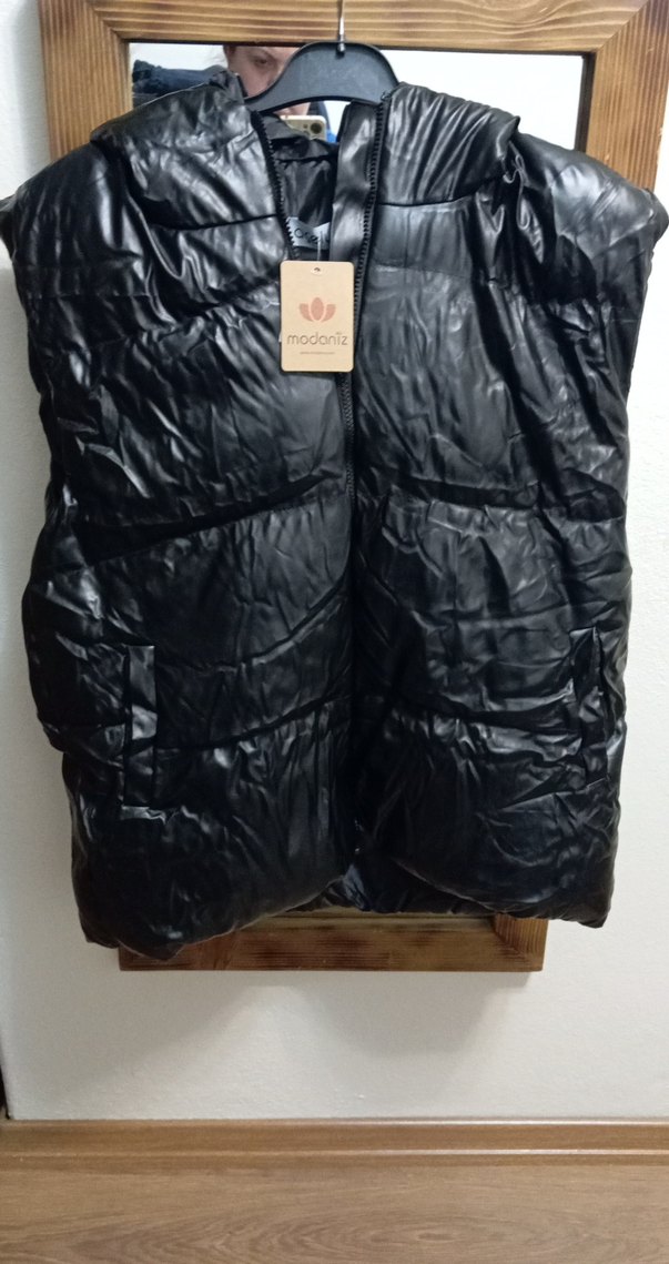 Siyah Deri Kemerli Kolsuz Mini Yelek - Görsel 3