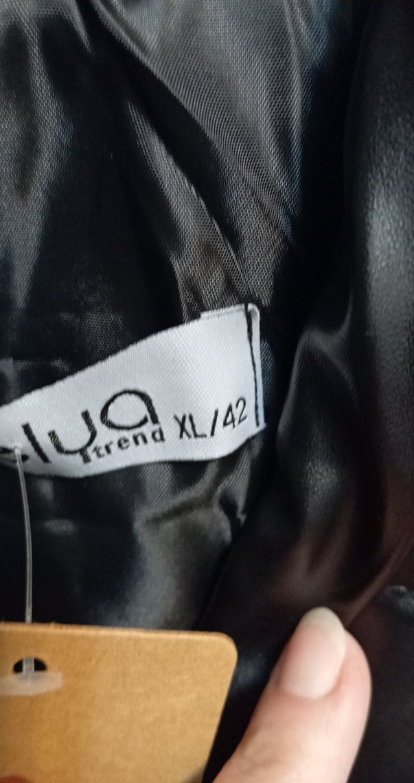 Siyah Deri Kemerli Kolsuz Mini Yelek - Görsel 4