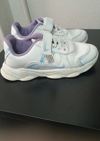 Kız Çocuk Beyaz Cırt Cırtlı Spor Ayakkabı - Görsel 4