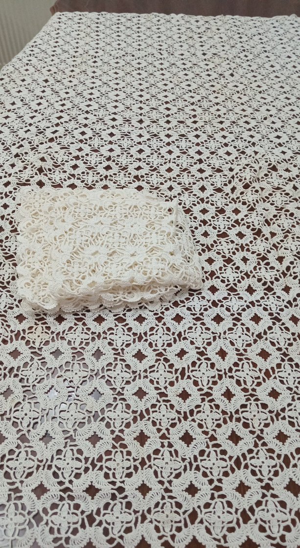 El Yapımı Beyaz Dantel Masa Örtüsü - Görsel 3