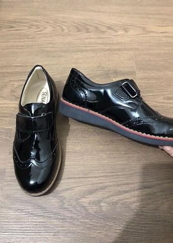 Parlak Siyah Erkek Çocuk Özel Ayakkabı - Görsel 4