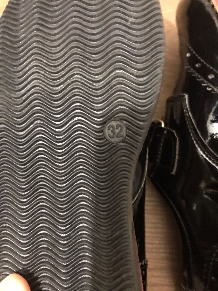 Parlak Siyah Erkek Çocuk Özel Ayakkabı - Görsel 5