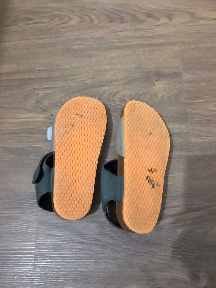 Gri Erkek Çocuk Tokalı Sandalet - Görsel 5