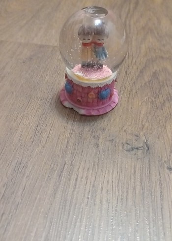 Pembe Pastel Figürlü Kar Küresi - Görsel 2