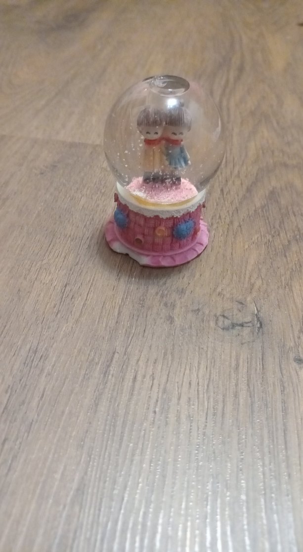 Pembe Pastel Figürlü Kar Küresi - Görsel 2